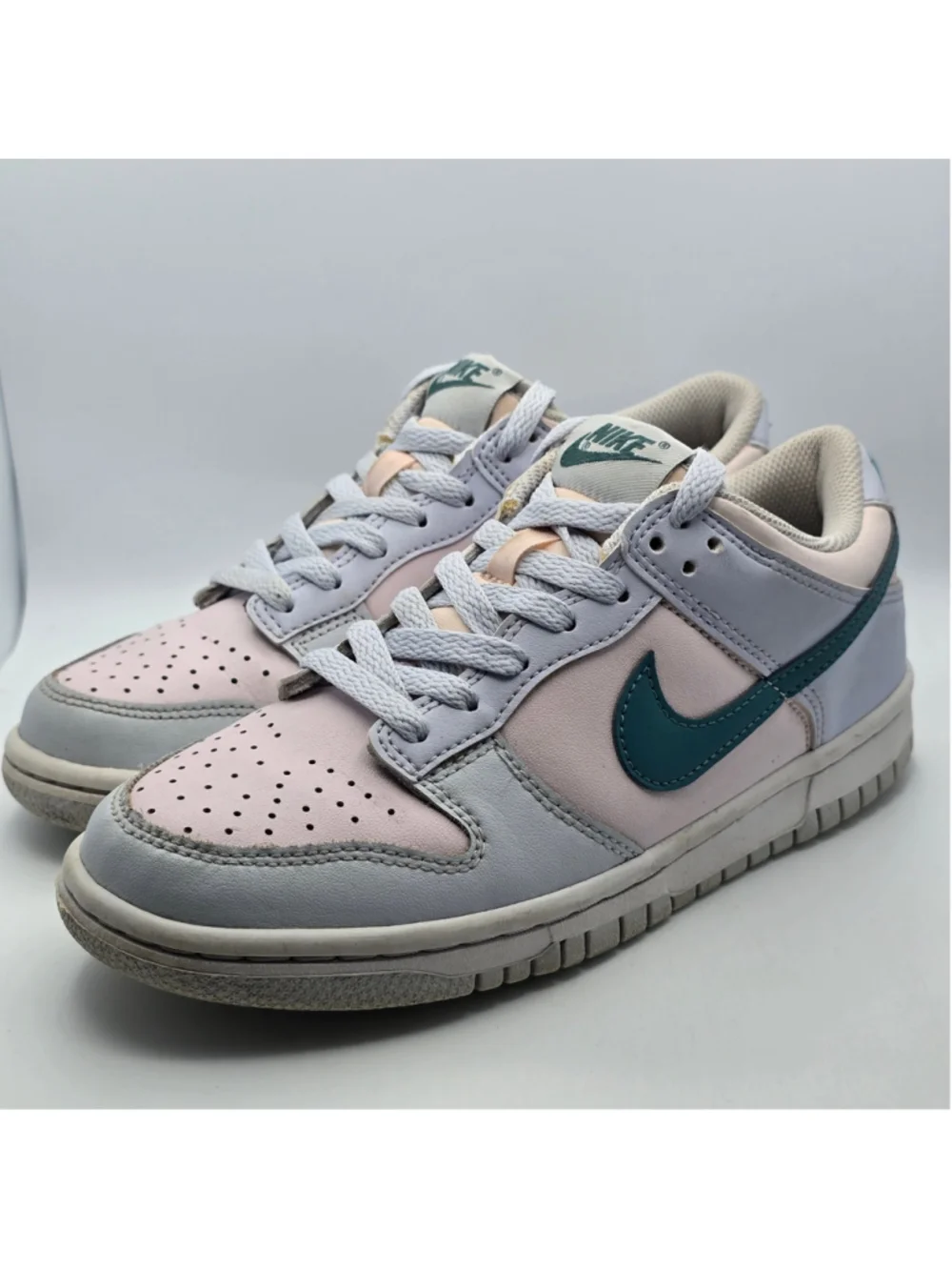Nike Dunk Low Sneakers Pink and Grey kids 4.5y women's 6 pre-owned like new